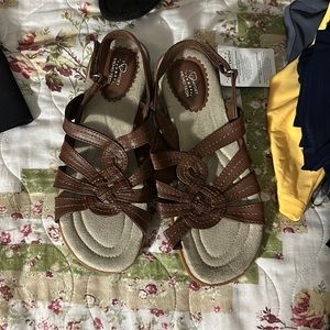 Comfort sandals